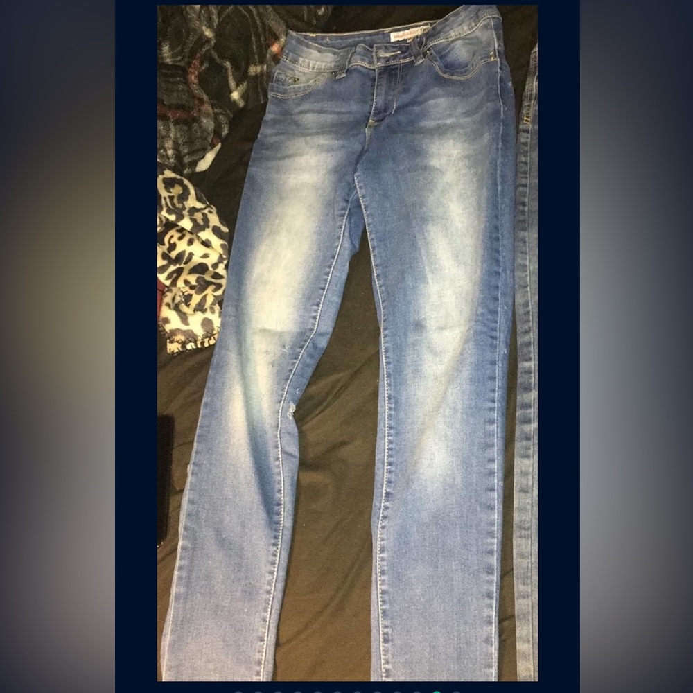 Female Jeans - Picture 16 of 16